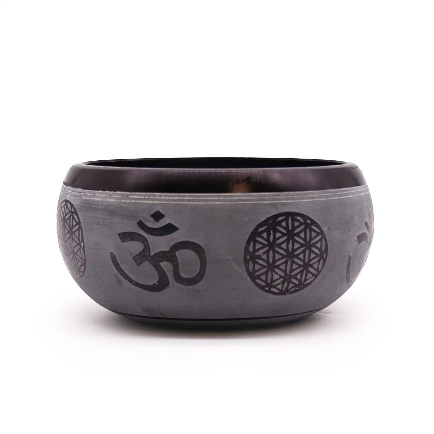 Earth Powder-sjungande skål – Om Five Buddha – 16 CM, handgjord sjungande skål från Nepal med matt pulverfinish, Om-symbol och geometriska Buddha-motiv