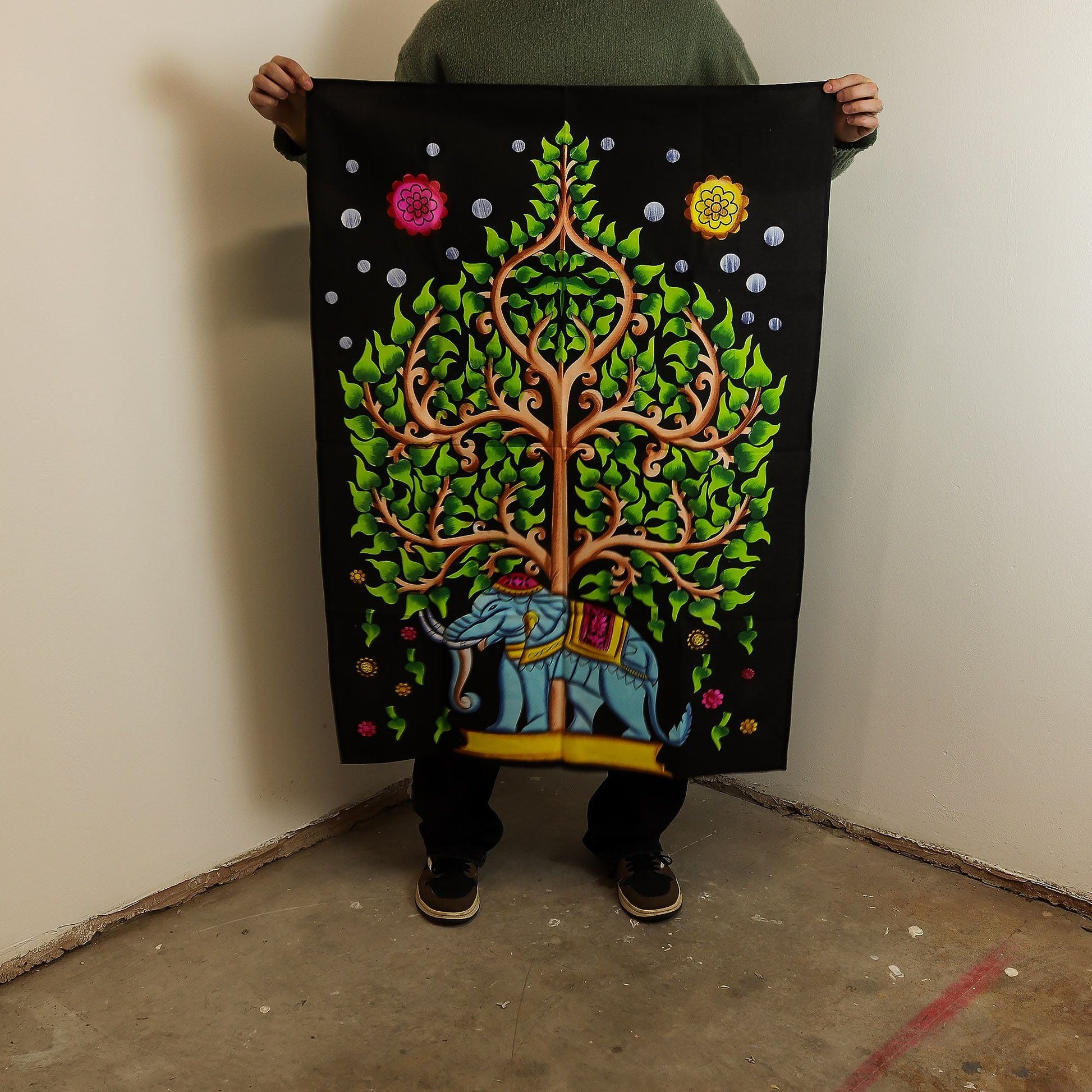 Tapiz de pared de algodón Elephant Tree of Life – tapiz de algodón negro de 70 × 110 CM con ilustración de elefante y árbol de la vida