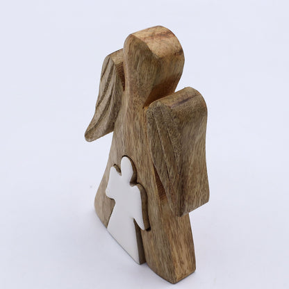 Figura de ángel Abrazo – Madera de mango y esmalte 15CM, decoración de ángel de madera con detalle en esmalte blanco, 15 cm de alto