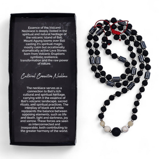 Alt Tag: Essence of the Volcano Necklace – Cultural Connection (Handmade Origin Piece) collar artesanal de cuentas de piedra lava volcánica con caja