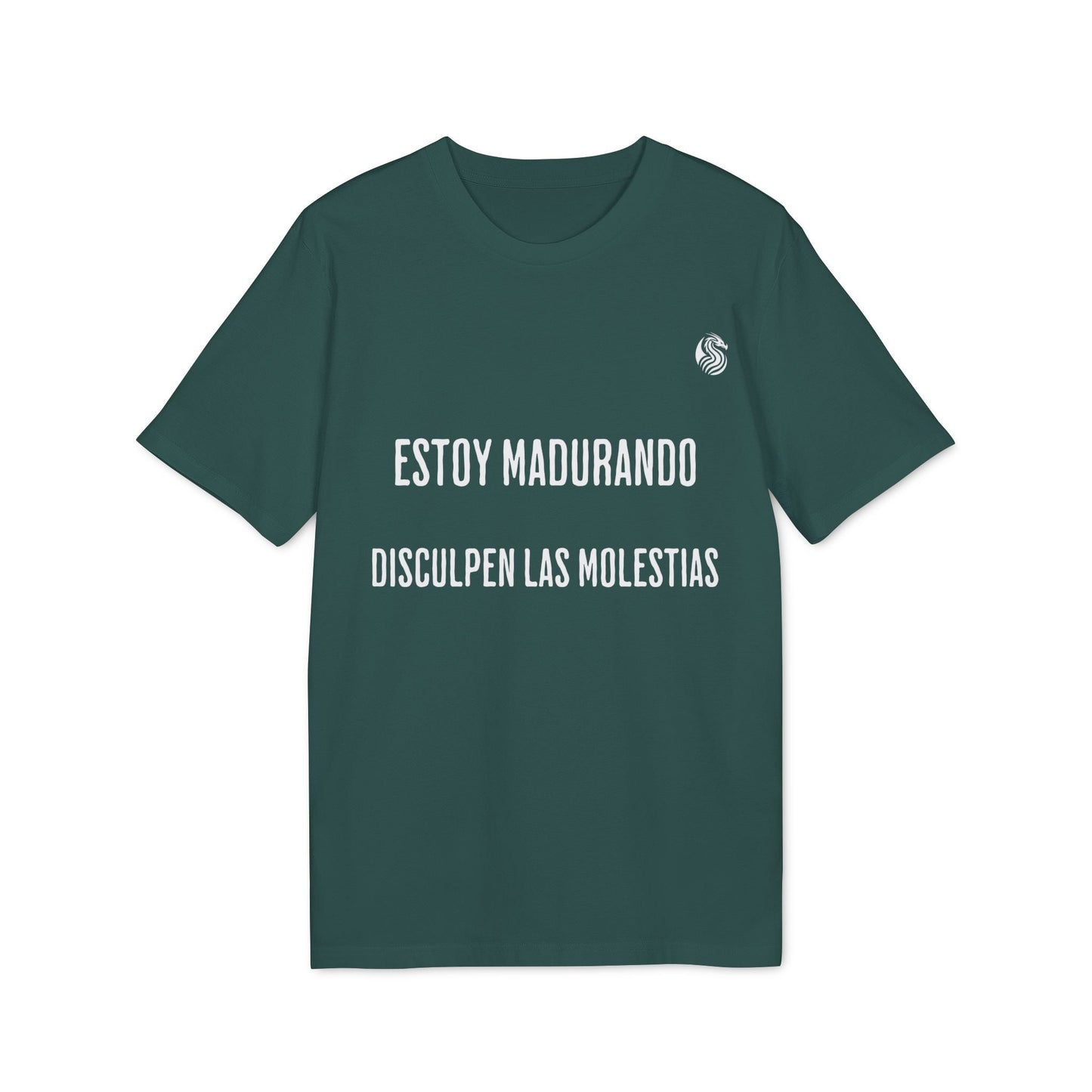 Alt Tag: Estoy Madurando Adolecente Sustainable Unisex Tee verde con texto “ESTOY MADURANDO DISCULPEN LAS MOLESTIAS” en blanco