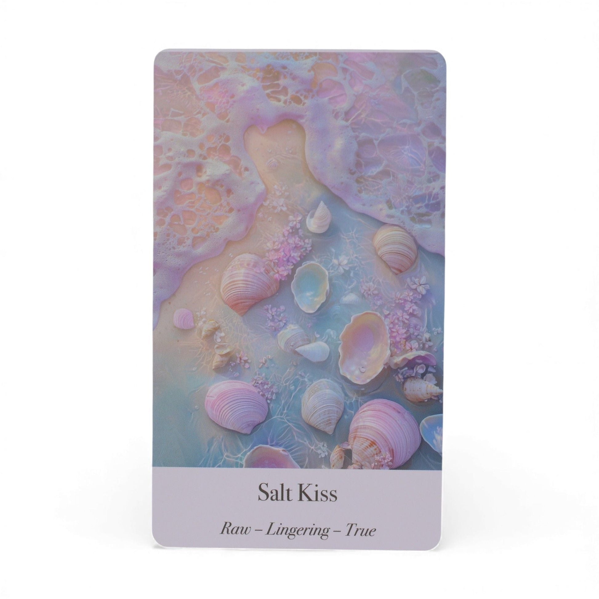 Ethereal Waters Oracle Cards – Sirens & Moonlight carta "Salt Kiss" con conchas marinas en tonos pastel, ilustración de oráculo