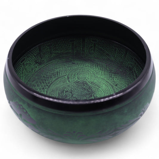 Alt Tag: Extra Loud Mushroom Singing Bowl – Moss Green (23 × 10.5 CM, 1.3 KG) cuenco metálico verde musgo con grabado interior, vista superior