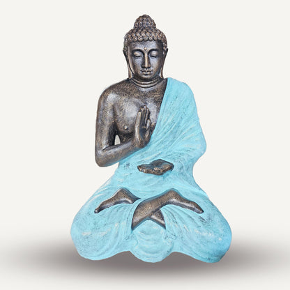 Alt Tag: Estupa de meditación de Buda de fibrocemento – estatua de 1,5 m sentada en pose de meditación, escultura de jardín de fibrocemento con túnica azul