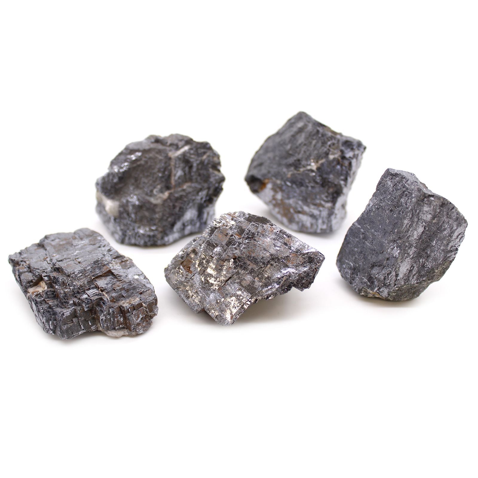 Galena Rare Mineral Specimens – Approx 80 Pieces, cristales de galena plateado-gris en bruto, lote de minerales sobre fondo blanco