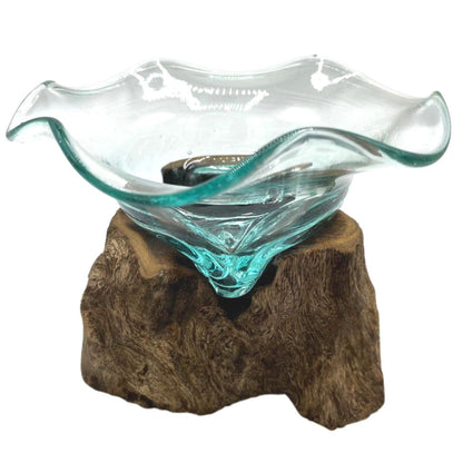 Alt Tag: Gamal Wood Molten Glass Bowl – 23x15 CM, klar handblåst skål i återvunnet glas på naturlig bas i Gamal-trä