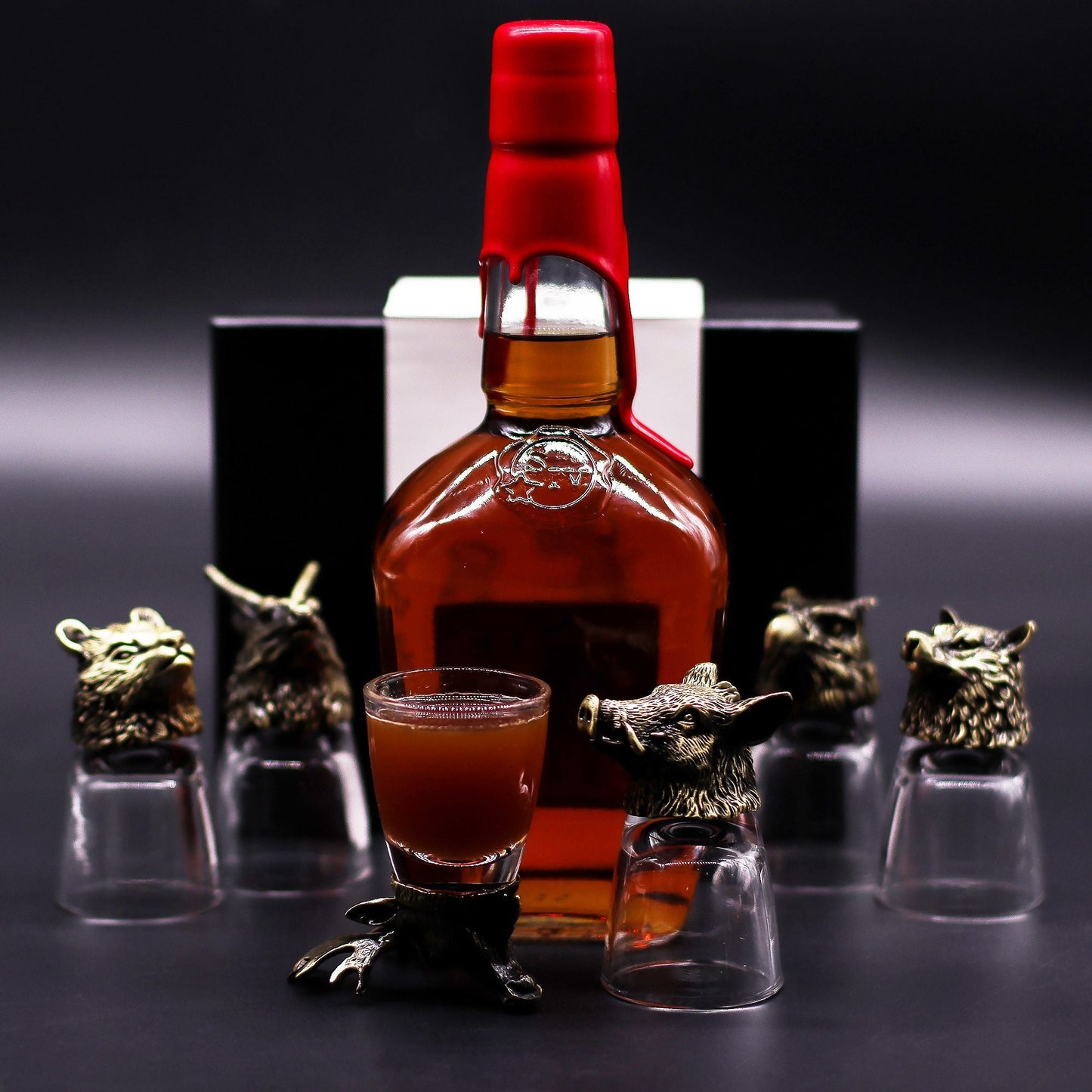 Alt Tag: Presentset med 6 snapsglas (50 ML) – Wild Forest Creatures – antik brons med bronsfärgade hållare med skogsdjur och 50 ml-glas