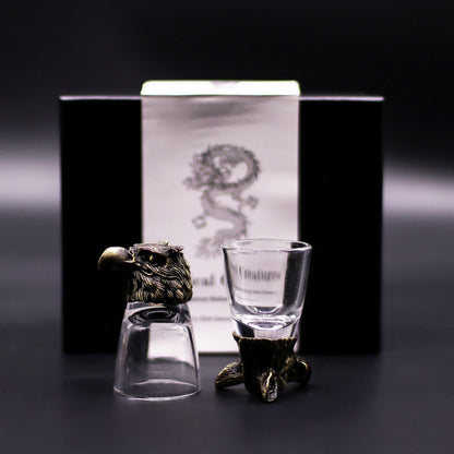 Alt Tag: Presentset med 6 shotglas (50 ML) – Wild Forest Creatures – Antikbronsfärgat shotglas med örnhållare och presentask