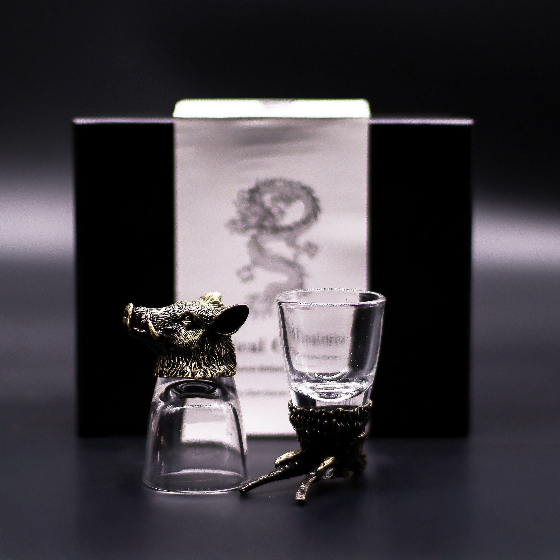 Presentset med 6 shotglas (50 ML) – Vilda skogsdjur – Antikbrons, shotglas med vildsvinshållare i brons och ask