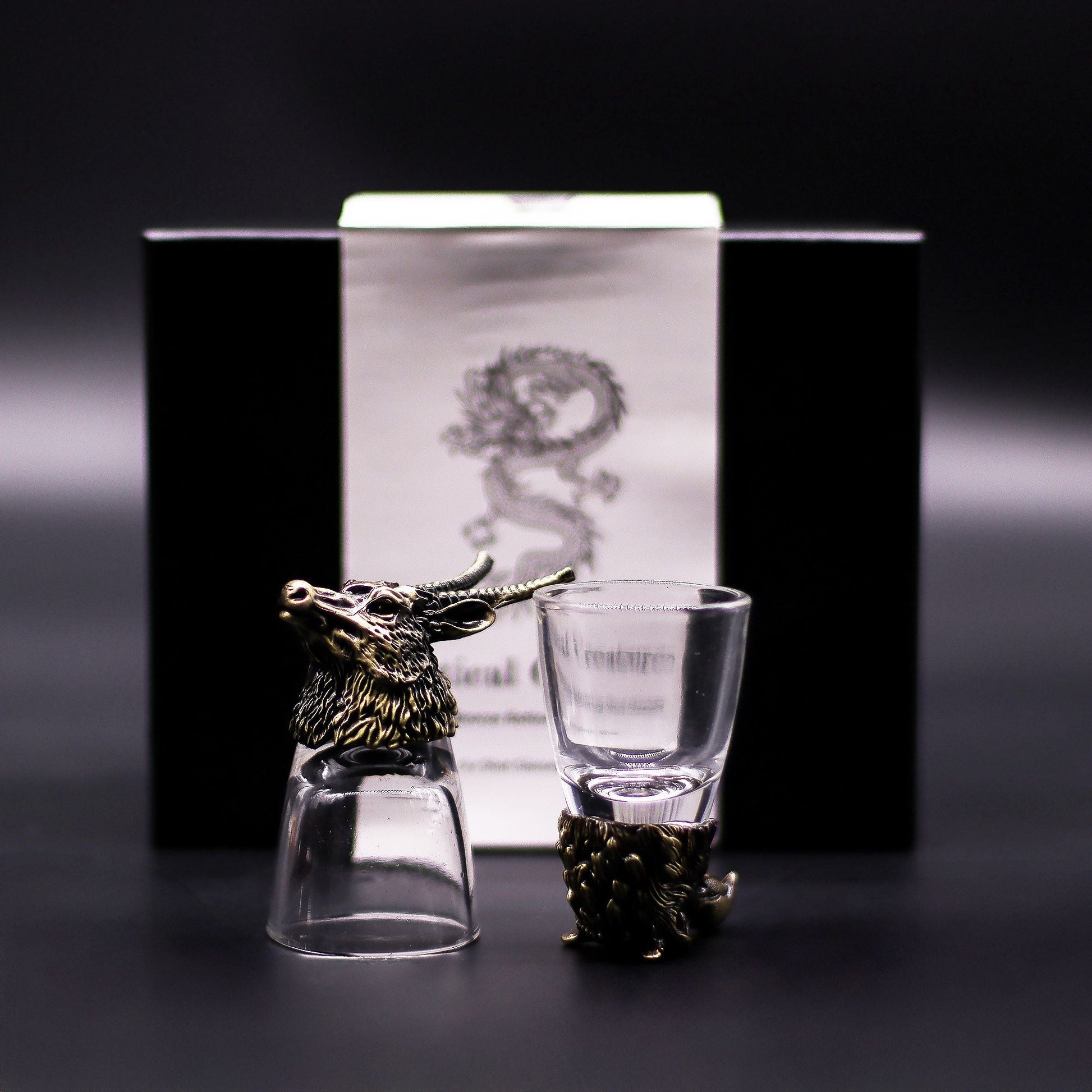 Presentset med 6 shotglas (50 ML) – Wild Forest Creatures – Shotglas i antik brons med hållare med skogsdjur i antik brons
