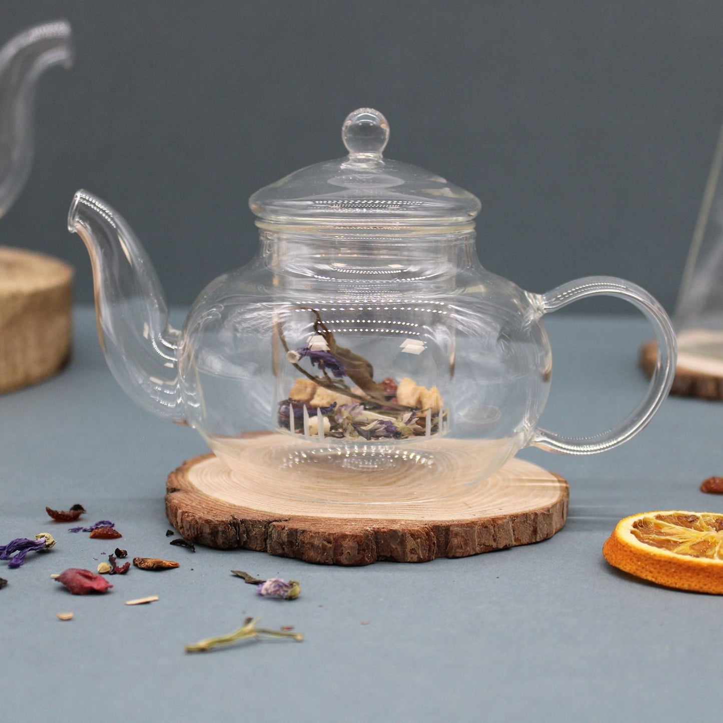 Alt Tag: Glass Infuser Teapot - Round Pearl - 400ml clear borosilicate glass teapot with removable fine-mesh infuser and pearl-style handle