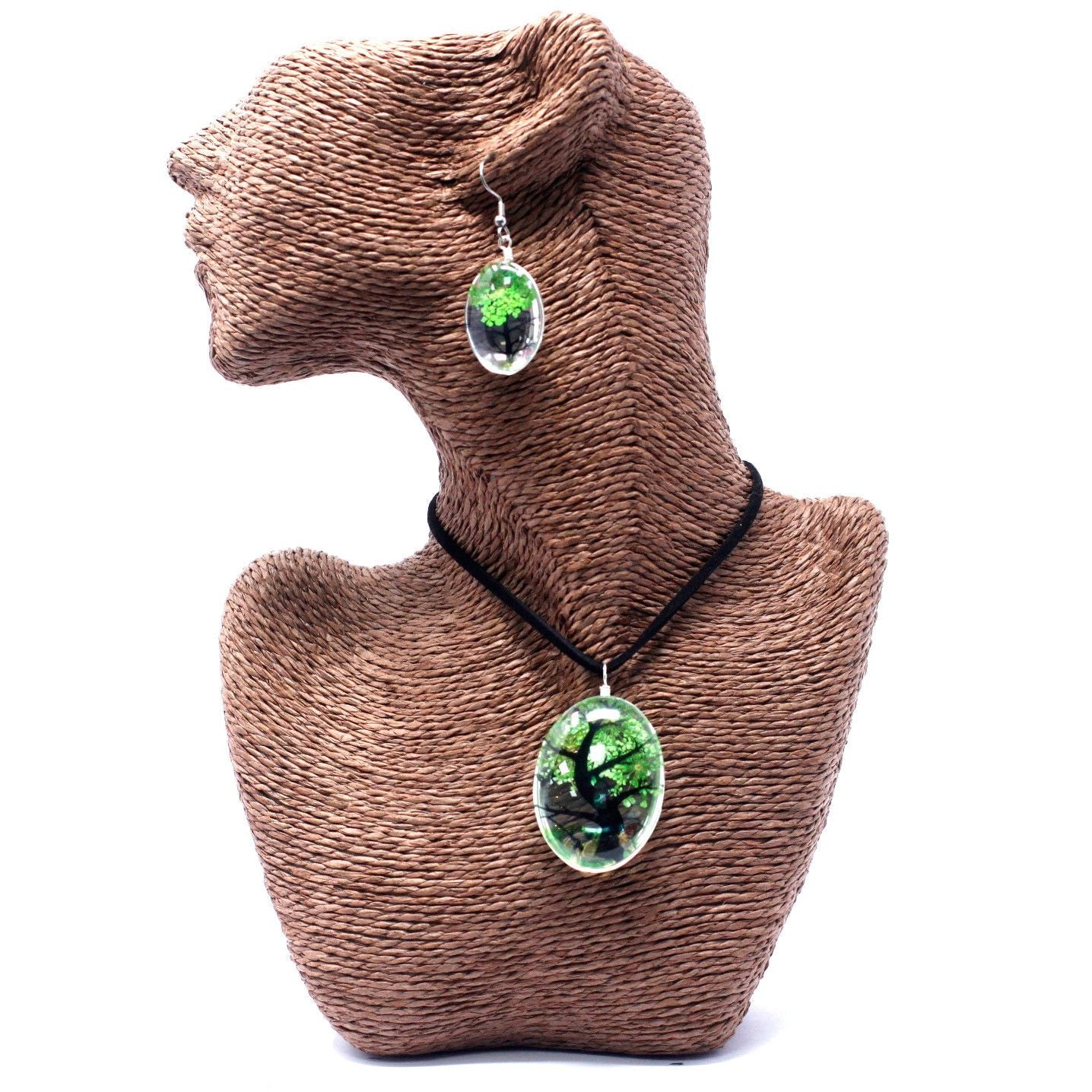Alt Tag: Glass & Flower Tree of Life Jewellery – Green set with green pressed flowers in glass pendant necklace and matching drop earrings
