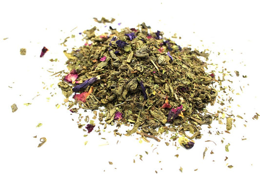 Alt Tag: Gunpowder Green Tea Blend – 1 KG Mint & Roses tea leaves with mint and rose petals, loose leaf blend on white background