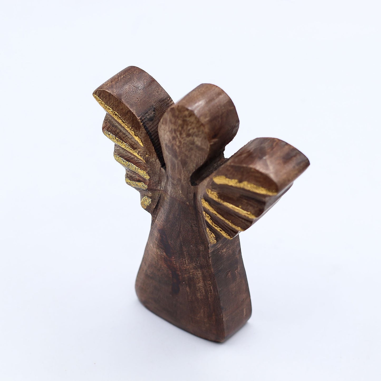 Ángel de madera de mango tallado a mano – figura decorativa de ángel en madera con alas con detalles dorados, 10x2x12 cm
