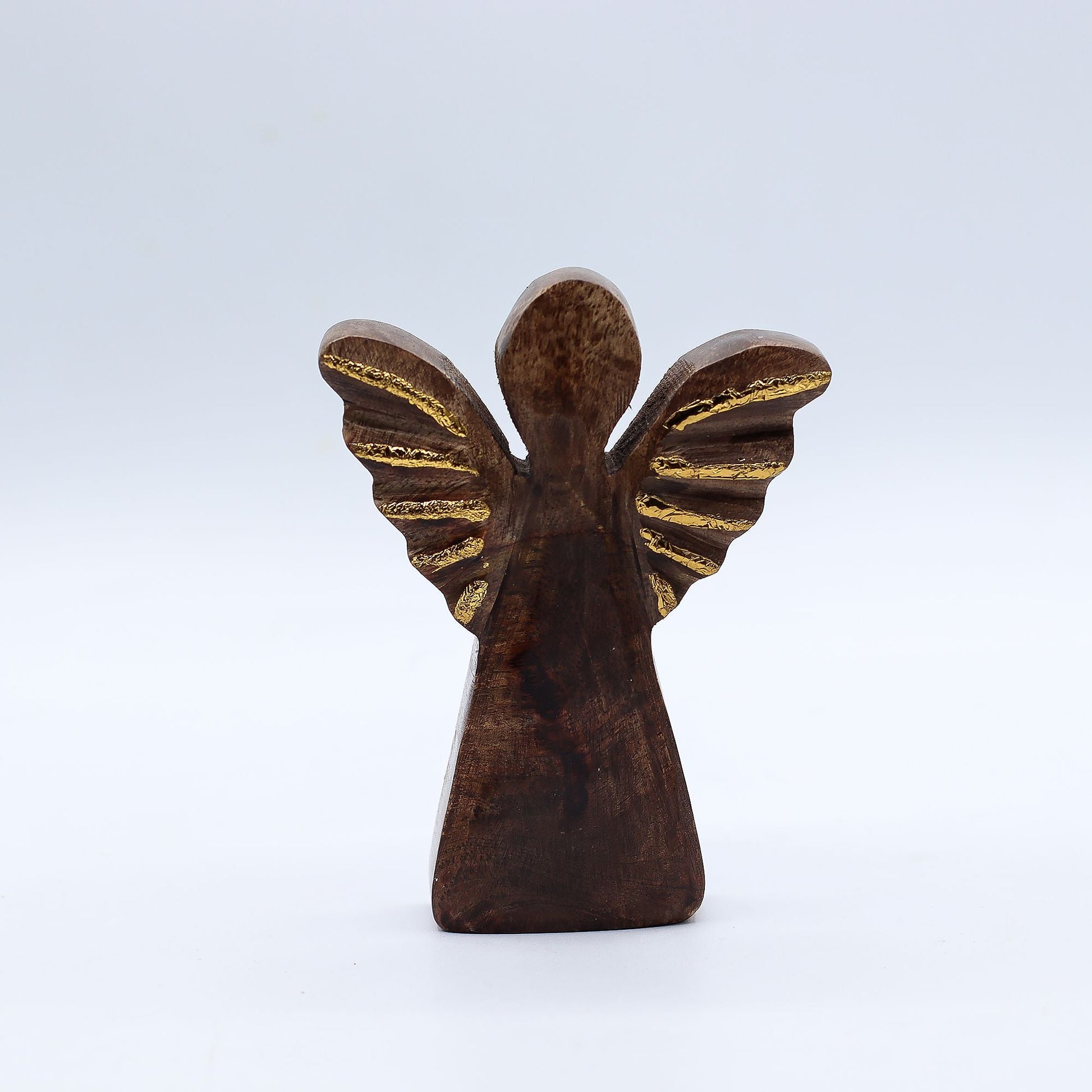 Ángel de madera de mango tallado a mano – Decoración de alas doradas, figura de ángel de madera de mango sostenible con alas doradas, 10x2x12 cm