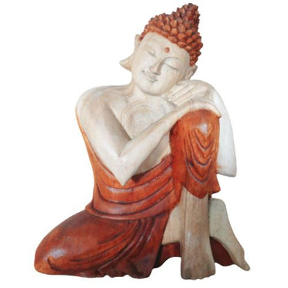 Hand-Carved Buddha Statue – 25 CM Thinking Pose, estatua de madera tallada a mano con túnica roja y postura contemplativa