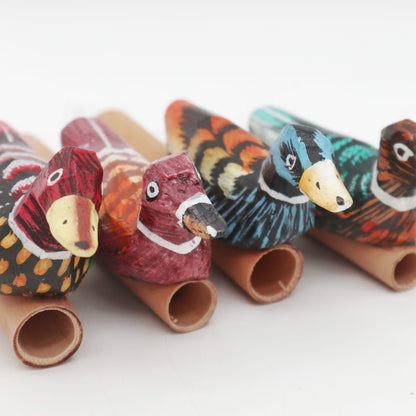 Bamboo Bird Whistle – 10x4.5x1.5 CM handcrafted bamboo bird-shaped whistles with painted heads, pocket-size outdoor nature sound toy
