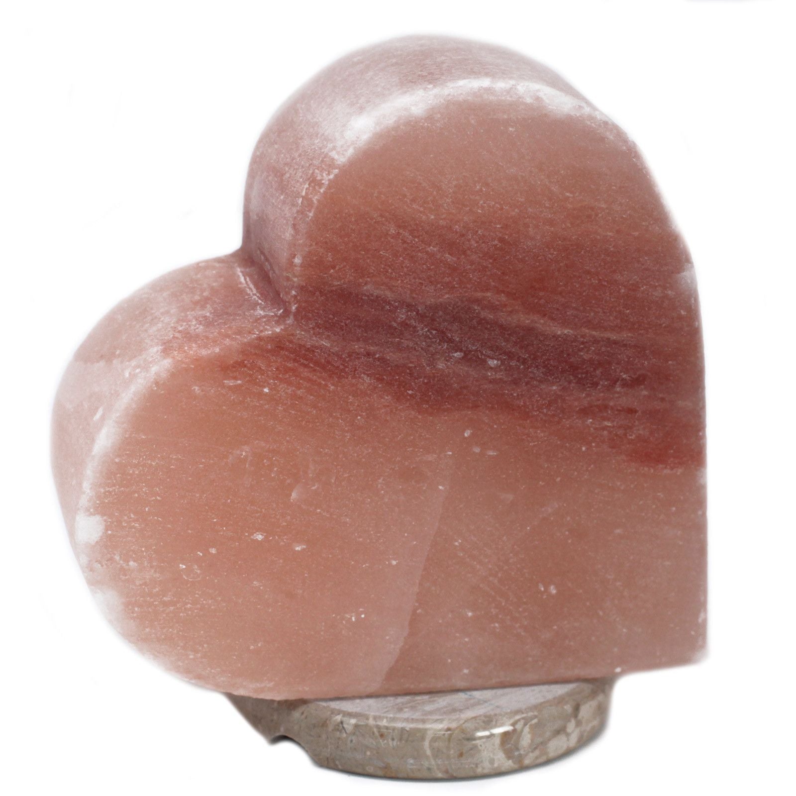 Alt Tag: Hjärtformad himalayasaltlampa – handskuret rosa saltkristallhjärta med slät finish, produktfoto i närbild