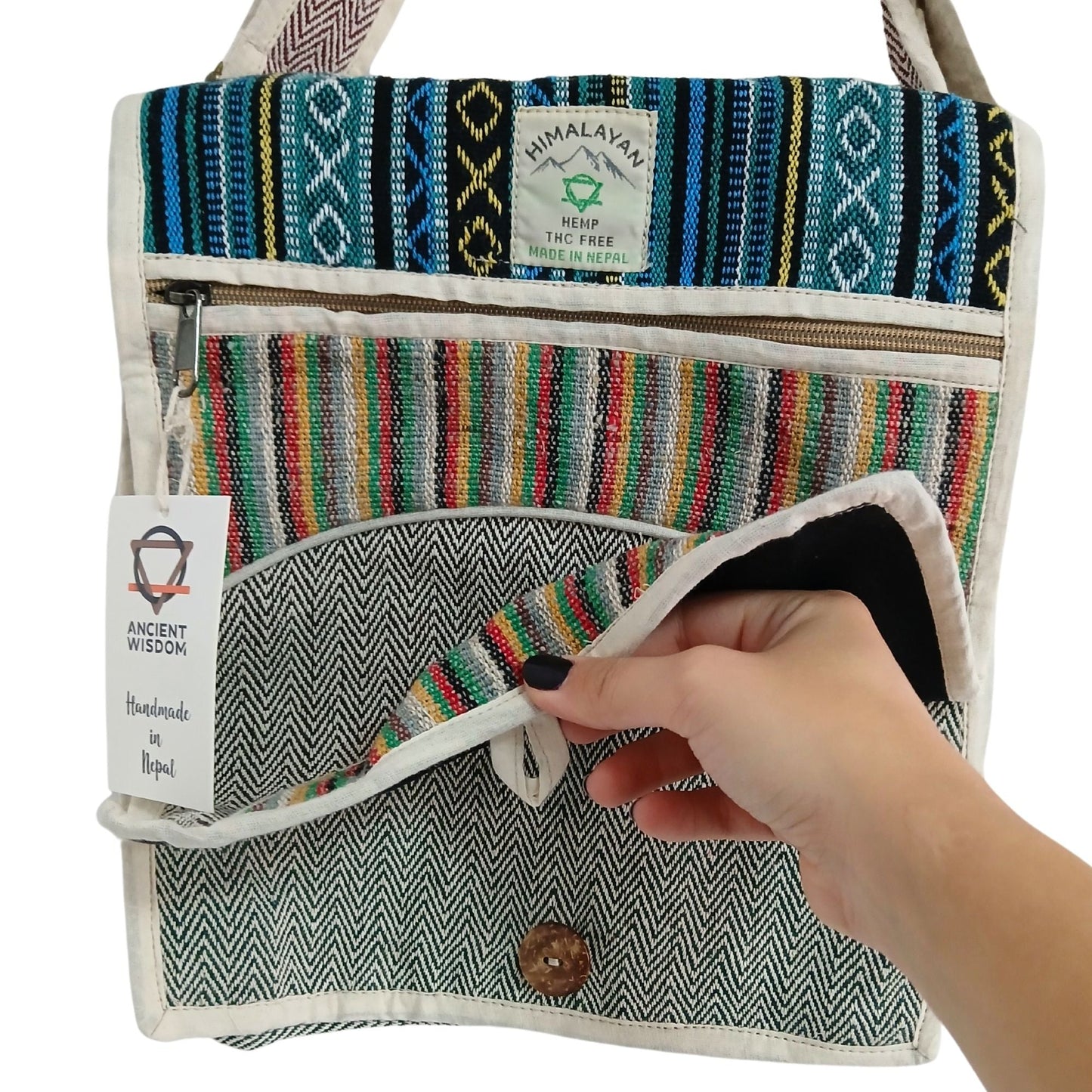 Laptop-messengerbag i hampa & bomull – Curves Edition med rundad ficka framtill, lockdesign och vävda ränder i hampabomullscanvas