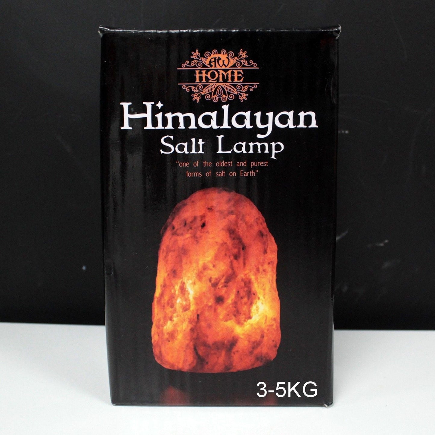 Himalayan Crystal Salt Lamp – 3–5KG with Base en caja de producto, lámpara de sal del Himalaya color ámbar con base