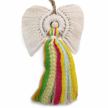 Alt Tag: Ángel de macramé de algodón indonesio – colgante de pared de flecos arcoíris tejido a mano de 22 x 14 CM, con alas de algodón y lazo de cuerda