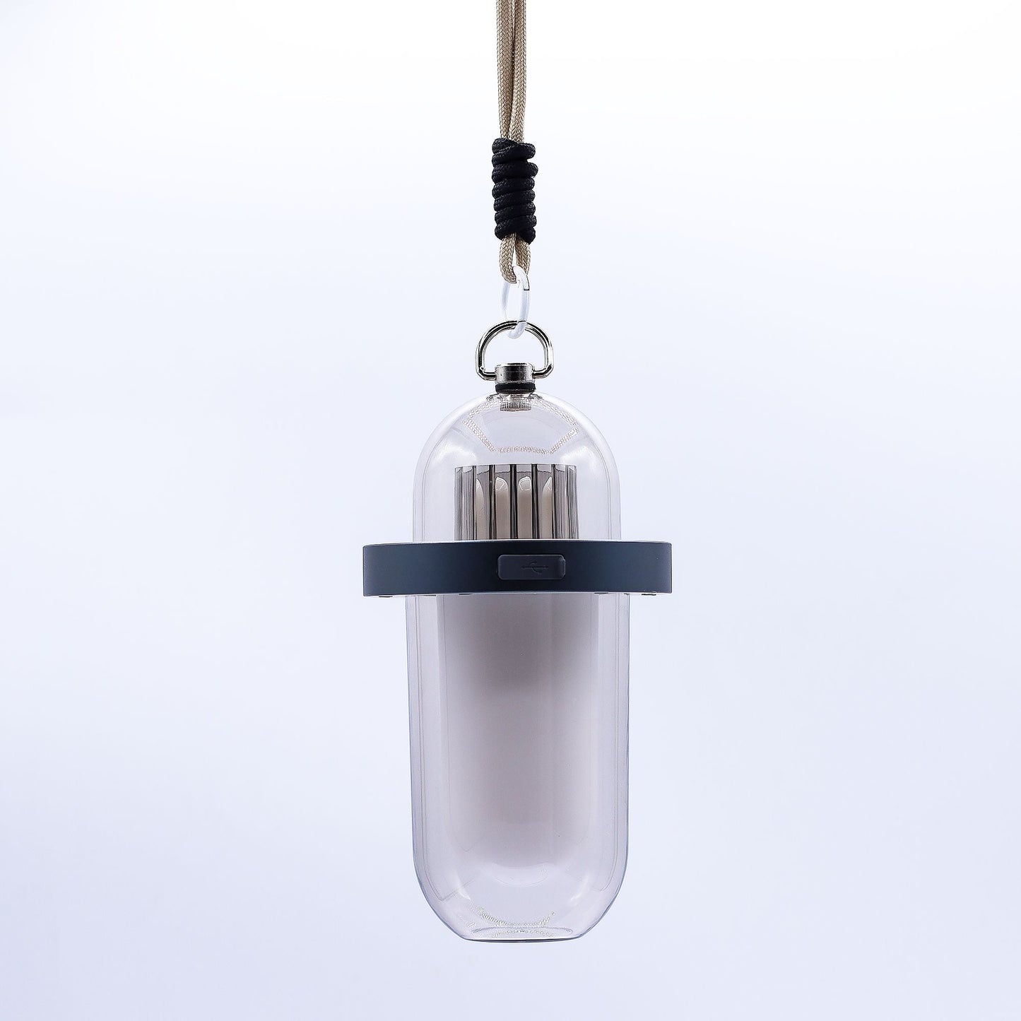 Kunststoff-Lampe mit Flammeneffekt – Weiß, per USB‑C wiederaufladbar, Hängelampe mit Seil, weiße Lampe mit Flammeneffekt und mehrfarbigem Licht