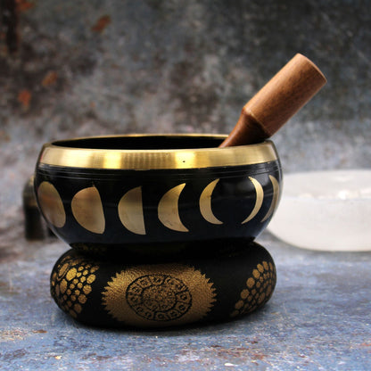 Large Moon Phase Singing Bowl Set – Black – 14 CM with moon phase design, wooden mallet and cushion