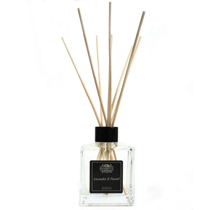 Alt-Tag: Ätherischer Öl-Diffusor „Lavender & Fennel“ – 200ML Raumduft mit Rattanstäbchen in klarer Glasflasche mit natürlichen Rattanstäbchen, 200ml