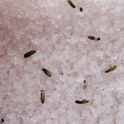 Lavender Himalayan Bath Salt – Relax 500G pink Himalayan salt crystals with lavender buds close-up
