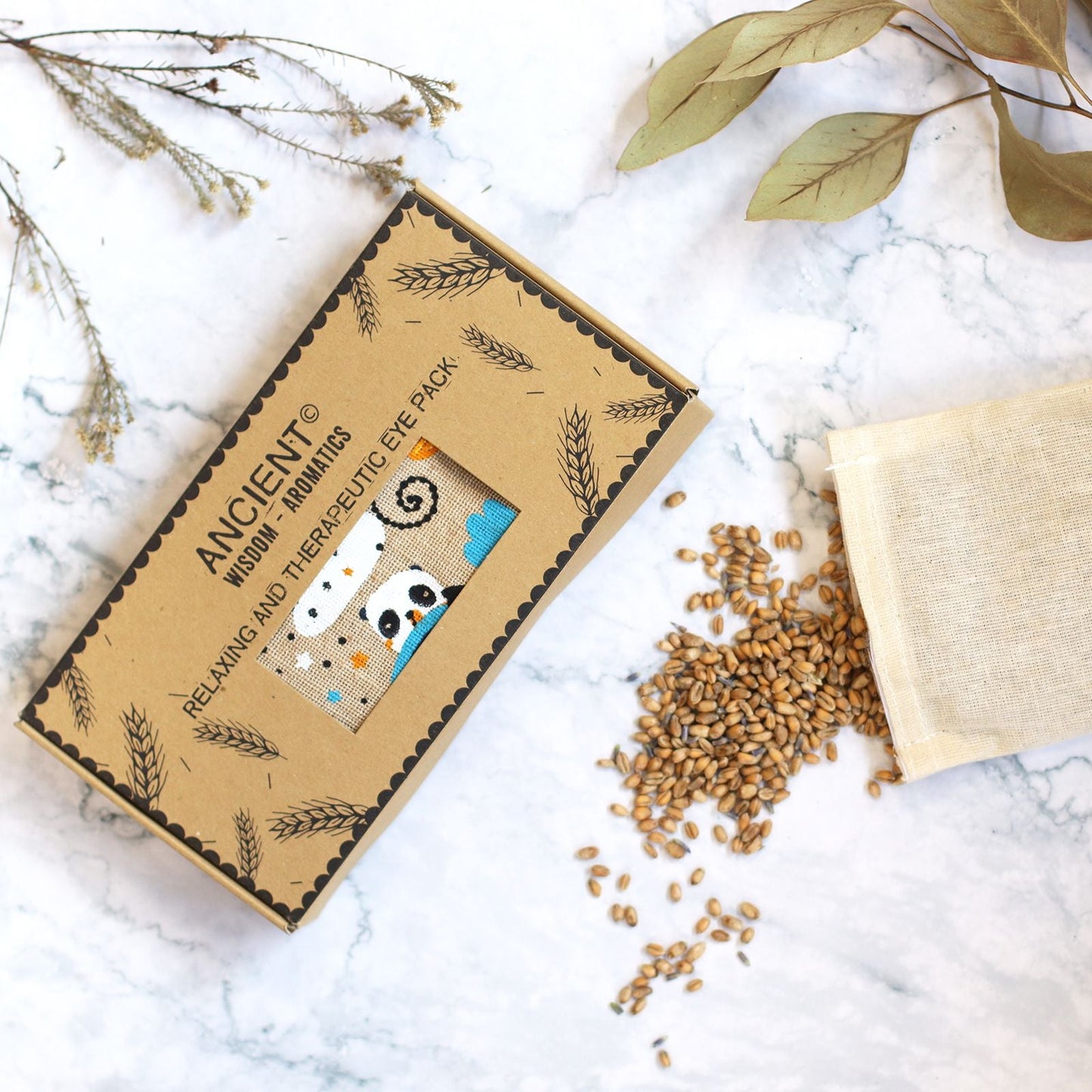 Lavendel ögonkudde i naturlig bomull & juco i presentask – Sleepy Panda, presentask med pandadesign och fyllning av lavendel och linfrön
