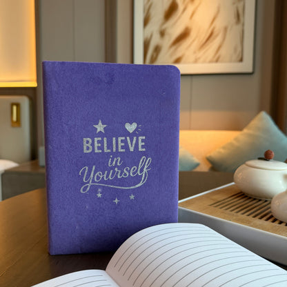 Lavender Velvet Notebook – 80 Pages- Believe in Yourself, cuaderno aterciopelado lavanda con portada “Believe in Yourself” y hojas rayadas