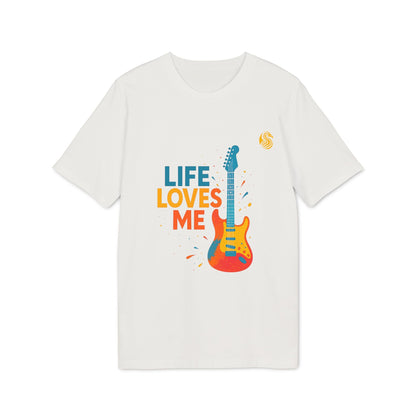 Alt Tag: Camiseta sostenible Unisex Life Loves Me Electric Guitarr Drix en blanco, t-shirt con gráfico de guitarra eléctrica colorida y texto “Life Loves Me”