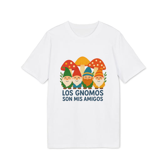 Alt Tag: Los Gnomos Son Mis Amigos Organica 100% Organic Cotton T-Shirt, camiseta blanca con ilustración de gnomos y setas y texto “Los Gnomos Son Mis Amigos”