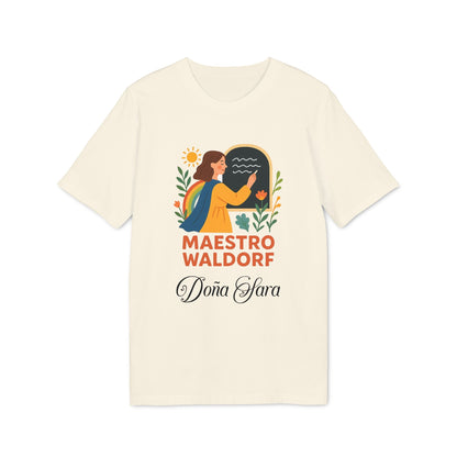 Maestro Waldorf Personalizada Sustainable Unisex Tee crema con ilustración profesora y texto Maestro Waldorf Doña Flora