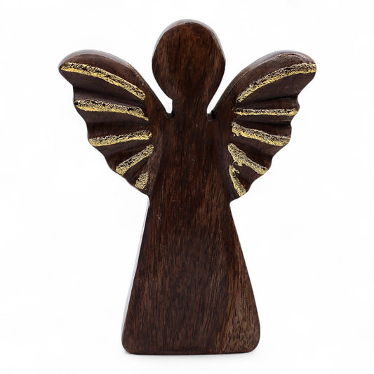 Alt-Tag: Engel aus Mangoholz – Goldene Flügel 16CM, handgeschnitzte Engel-Figur aus Mangoholz mit goldakzentuierten Flügeln, 16cm hoch