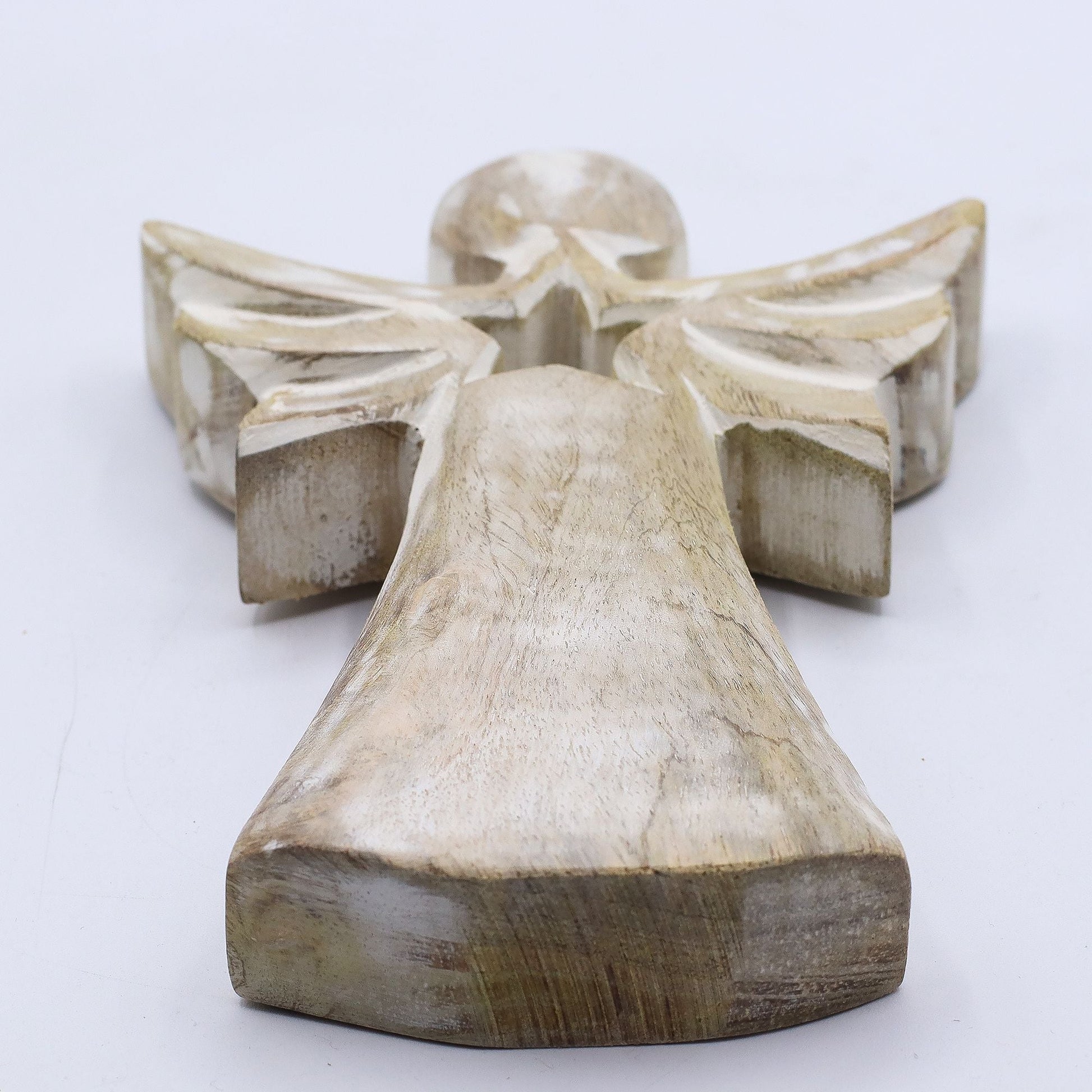 Alt Tag: Ángel de madera de mango – Adorno de ángel de madera tallado a mano de 18CM con acabado whitewash y recorte de estrella, 18cm
