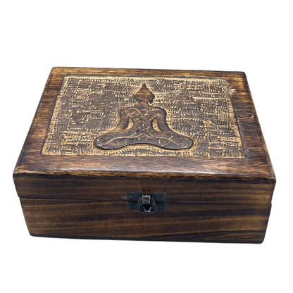 Alt-Tag: Mango-Holz Buddha Erinnerungsbox – 20x15x7.5 CM handgeschnitzte Box aus Mangoholz mit Buddha-Design und Metallverschluss