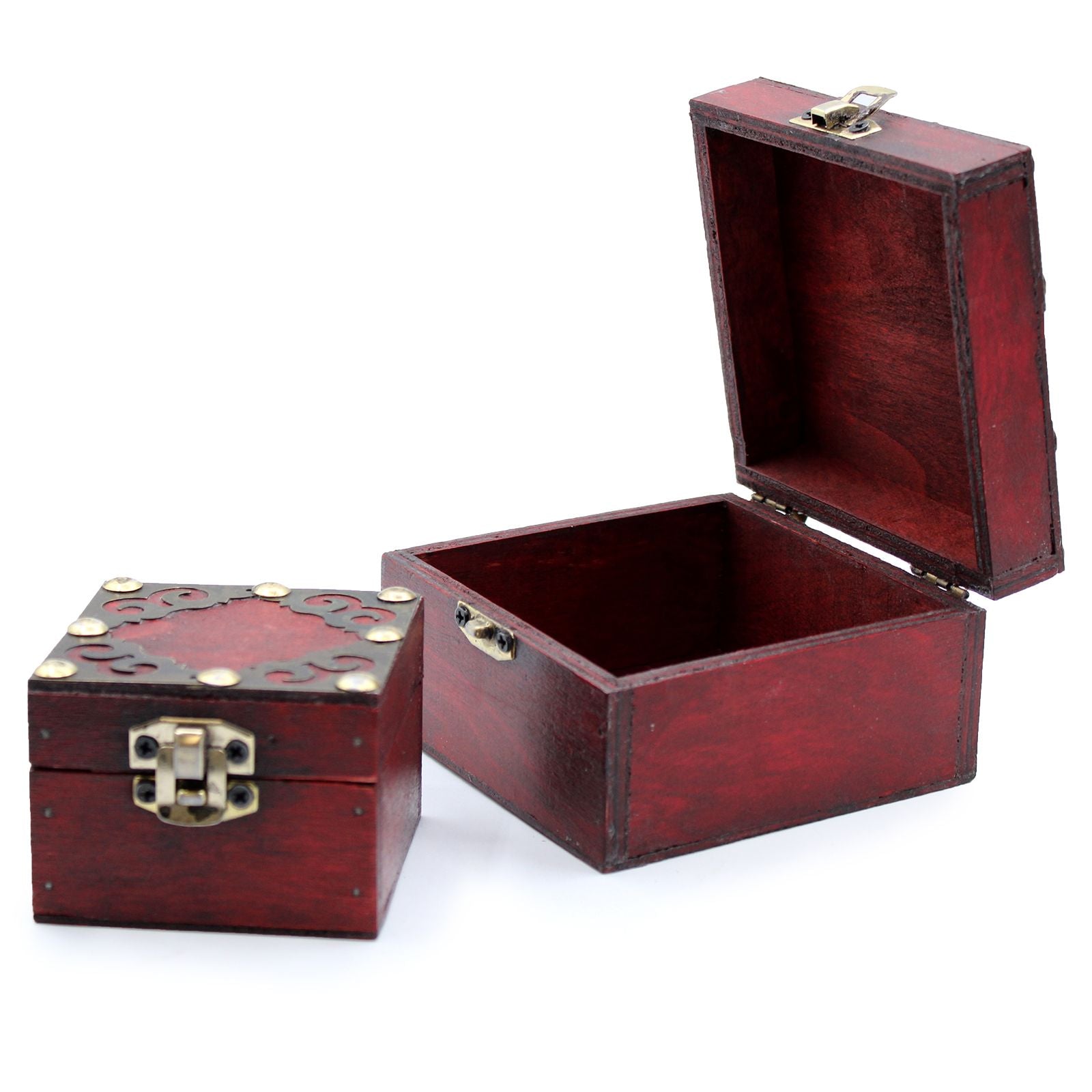 MDF Gothic Square Vintage-Boxen – Set aus 2 roten, quadratischen MDF-Aufbewahrungsboxen mit Messingbeschlägen und Klappdeckel, Set aus zwei