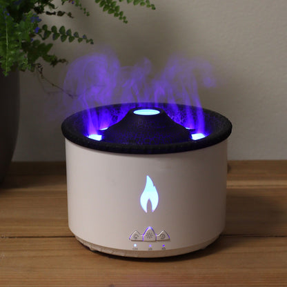 Alt Tag: Medelstor aromdiffuser med vulkaneffekt (kontakt) – två färger med lila LED-ljus och vulkanliknande dimma på ett träbord