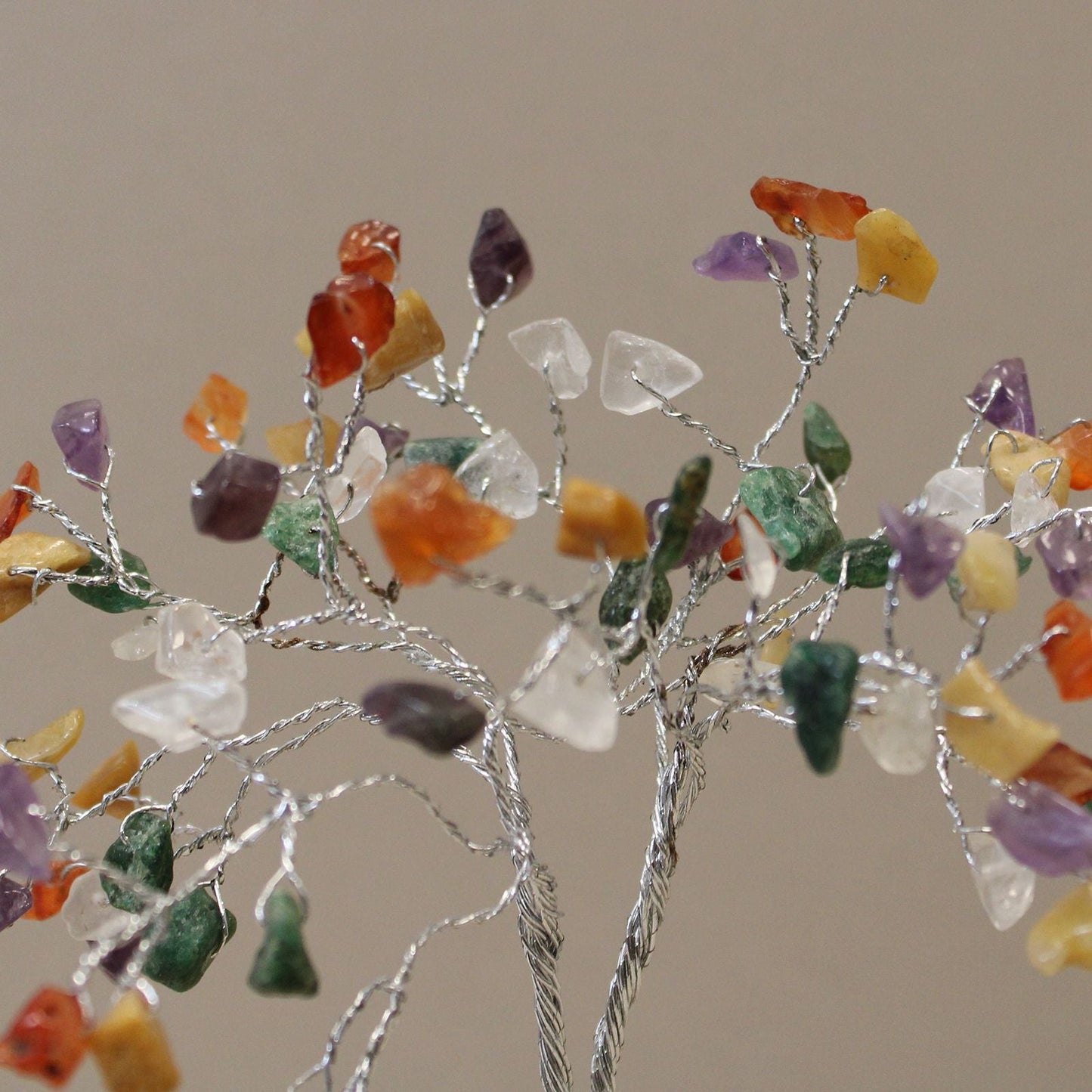 Alt Tag: Multicolor Gemstone Tree – 80 Stone with 80 multicolor chipstones on twisted metal branches, close-up detail