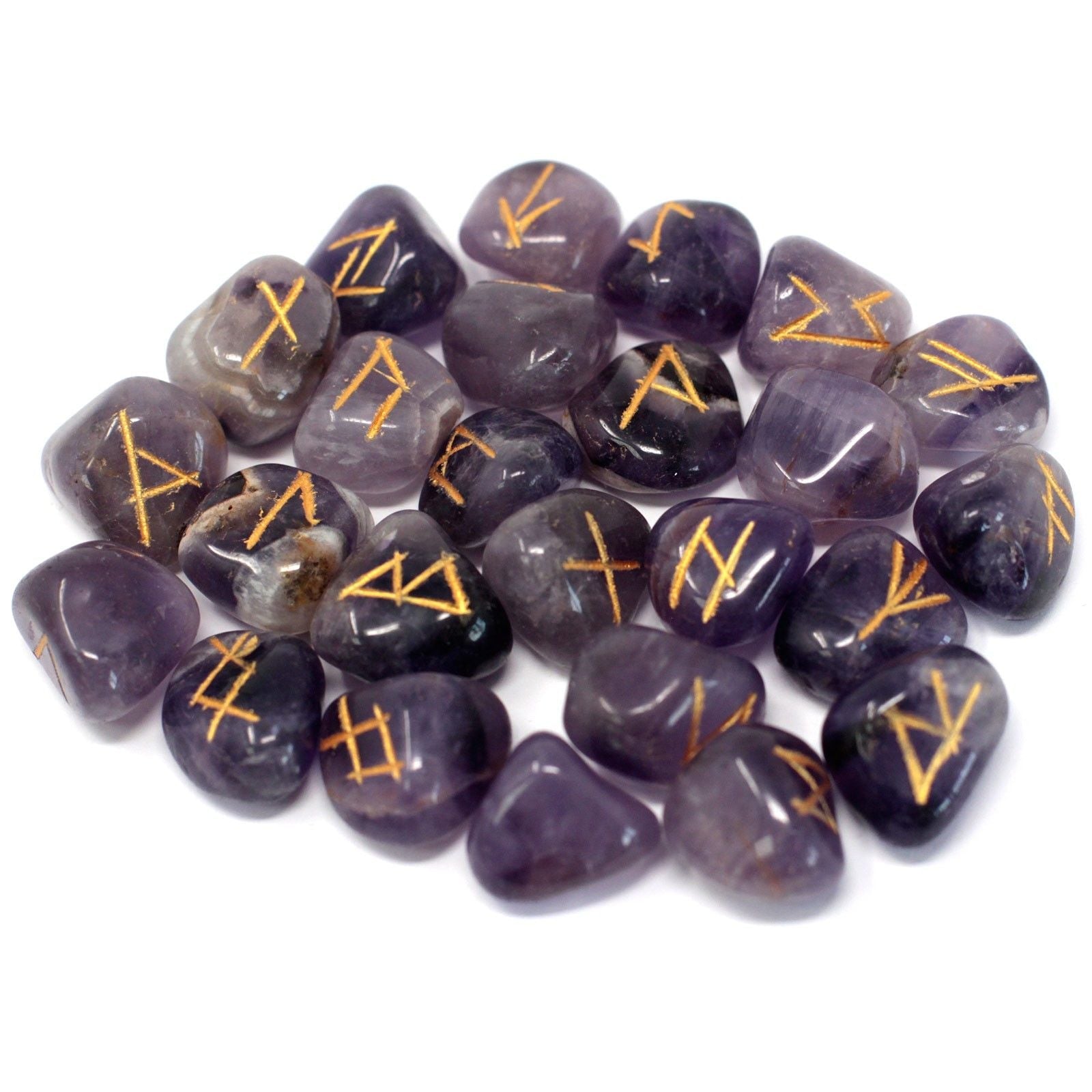 Alt Tag: Mystical Amethyst Rune Set – Indian Craft, 25 piedras de amatista pulida con símbolos rúnicos grabados en dorado