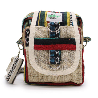 Naturlig hemp crossbody-reseväska – 15x18x5 CM crossbody-reseväska i hemp och bomull med justerbar rem, randig framficka och metallringar