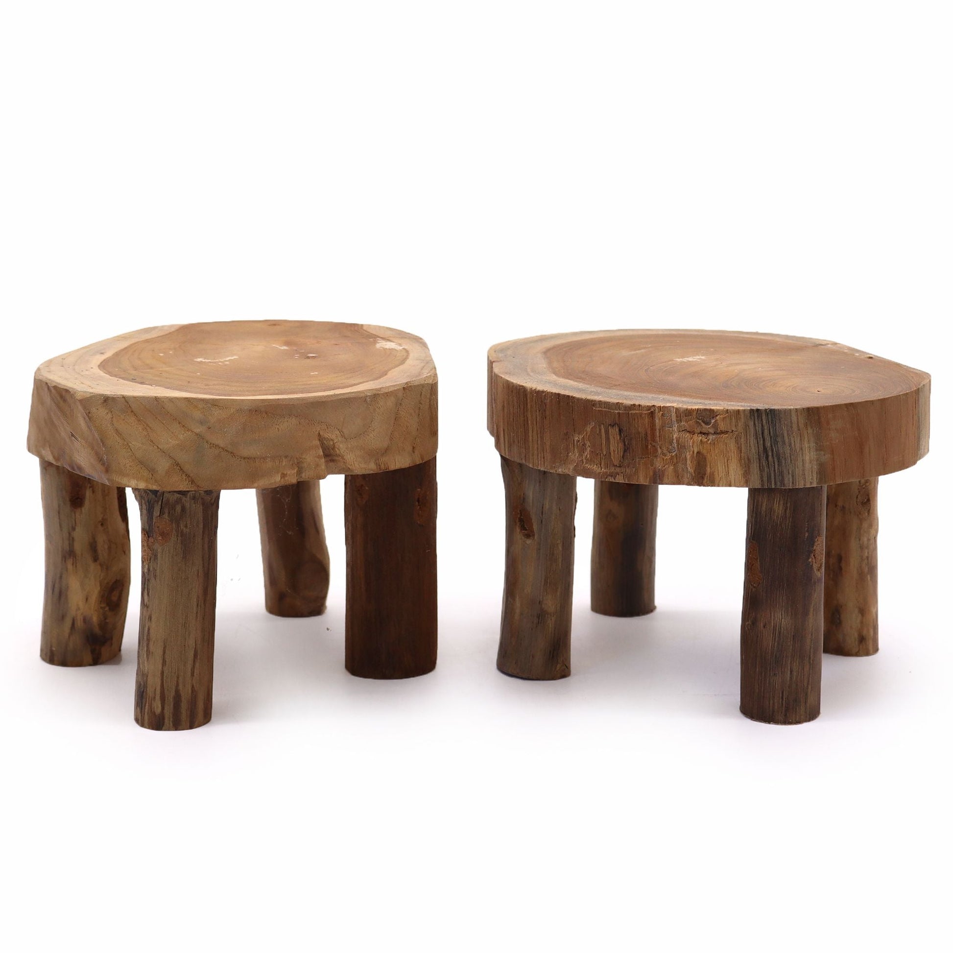 Alt Tag: Natural Teak Display Set – 27x15 CM, set de 2 bases redondas de madera de teca natural con patas, para exhibición decorativa