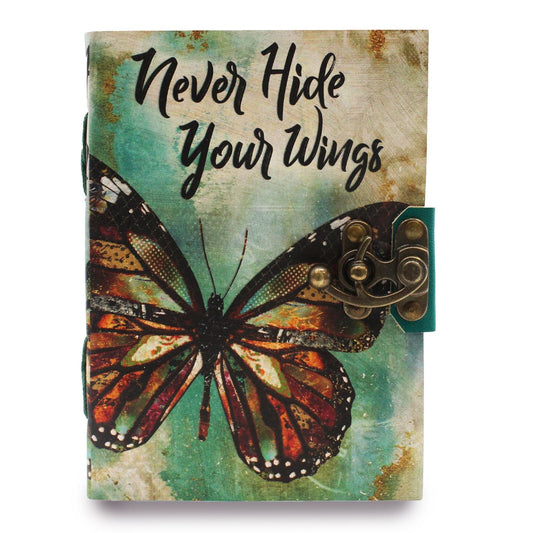 Alt Tag: Leather Deckle-edge Notebook – 18x13 CM con portada artística de mariposa y cierre metálico, diseño “Never Hide Your Wings”