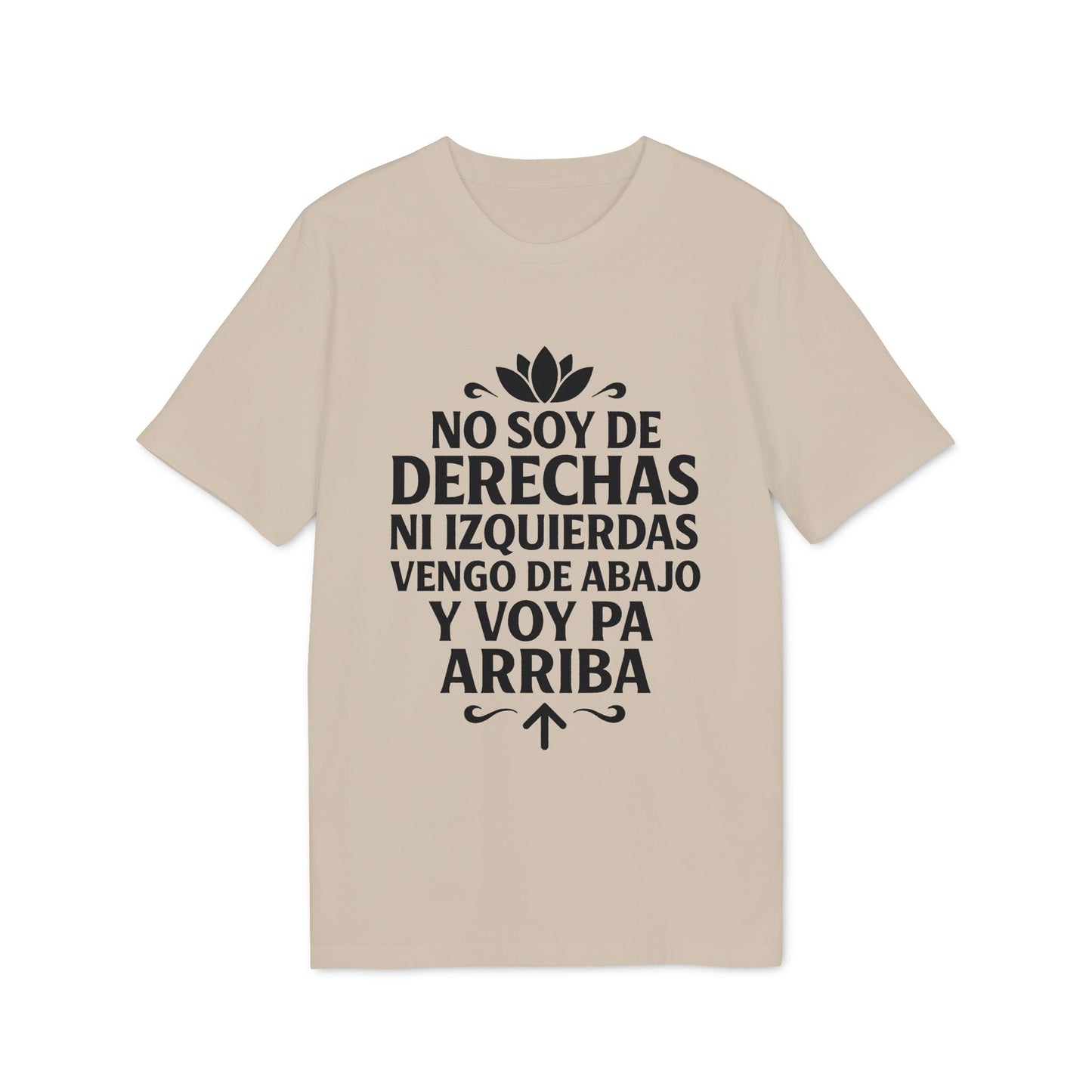 Alt Tag: No Soy Derechas Ni Izquierdas Organica Sustainable Unisex Tee camiseta unisex orgánica sostenible beige con texto “No soy de derechas ni izquierdas”