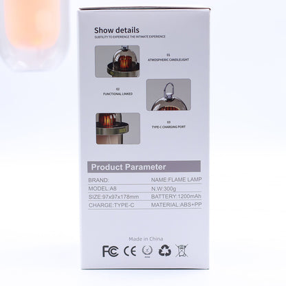 Kunststofflampe mit Flammeneffekt – Weiße, per USB‑C wiederaufladbare Verpackungsrückseite mit Flammeneffekt, Type‑C-Ladeanschluss und Produktparametern