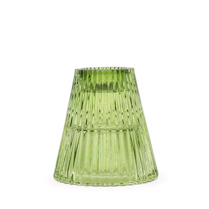 Alt Tag: Portavelas de vidrio prensado – Garden Jade Set of 2, portavelas verde acanalado de vidrio prensado para vela de mesa o tealight, 6x6 cm