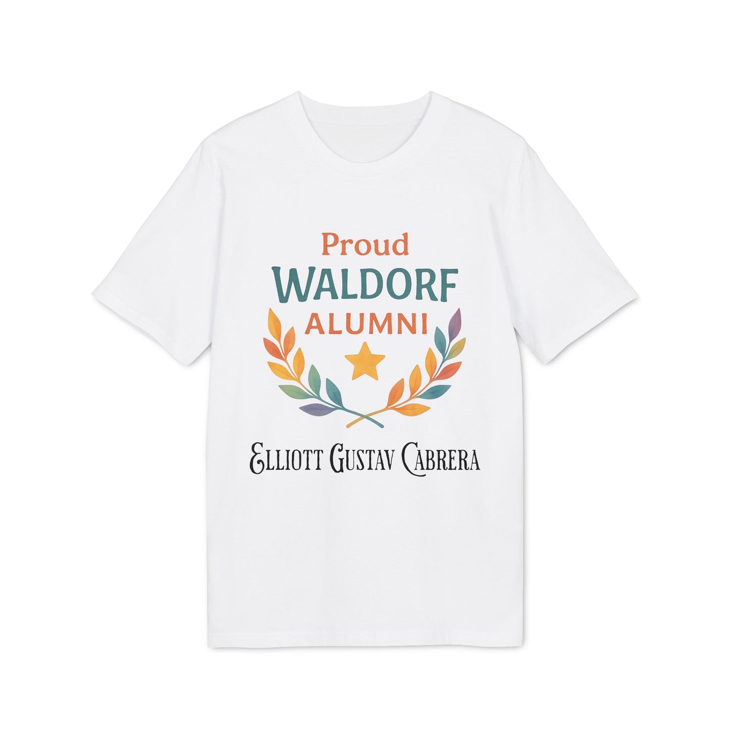 Alt Tag: Proud Waldorf Alumni Light Colors camiseta blanca con tipografía y corona de hojas en tonos claros y nombre personalizado