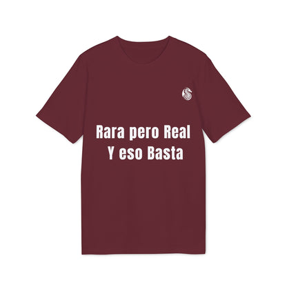 Alt Tag: Rara Pero Real Eso Basta Drix Sustainable Unisex Tee camiseta unisex sostenible color borgoña con texto “Rara pero Real y eso Basta”