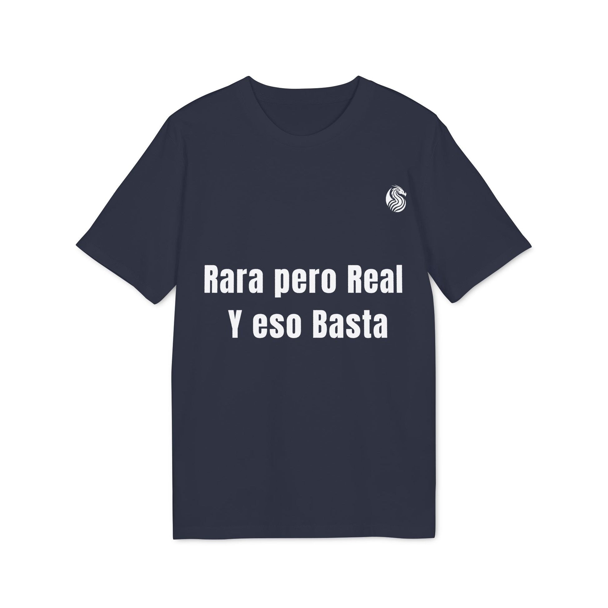 Rara Pero Real Eso Basta Drix Sustainable Unisex Tee camiseta unisex sostenible azul marino con texto “Rara pero Real y eso Basta”